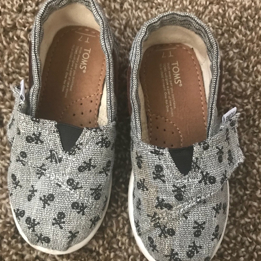 TOMS